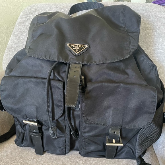 Prada backpack - Picture 6 of 10